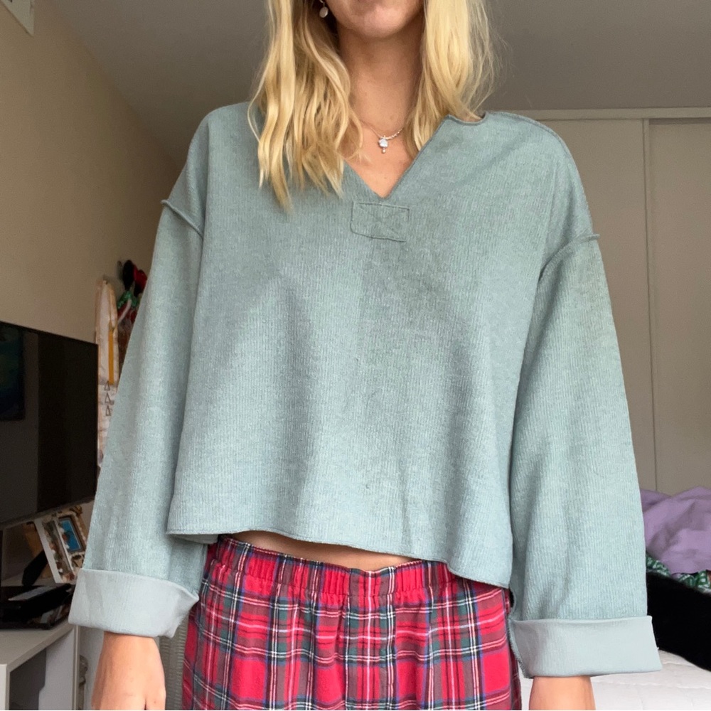 urban outfitters teal sweater